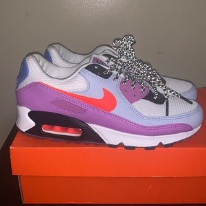 Women's Nike Air Max 90 Carnival | Size 8